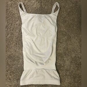 Blanqi maternity white compression tank size medium